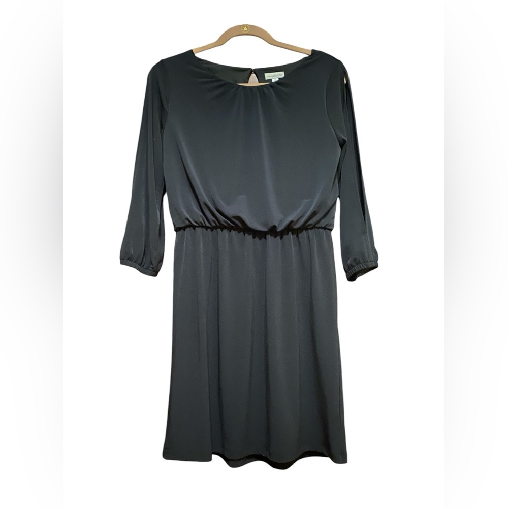 Black Dress / Slit Arms